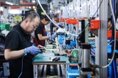 A股公司积极应对美关税冲击多行业韧性凸 A股公司积极应对美关税冲击多行业韧性凸